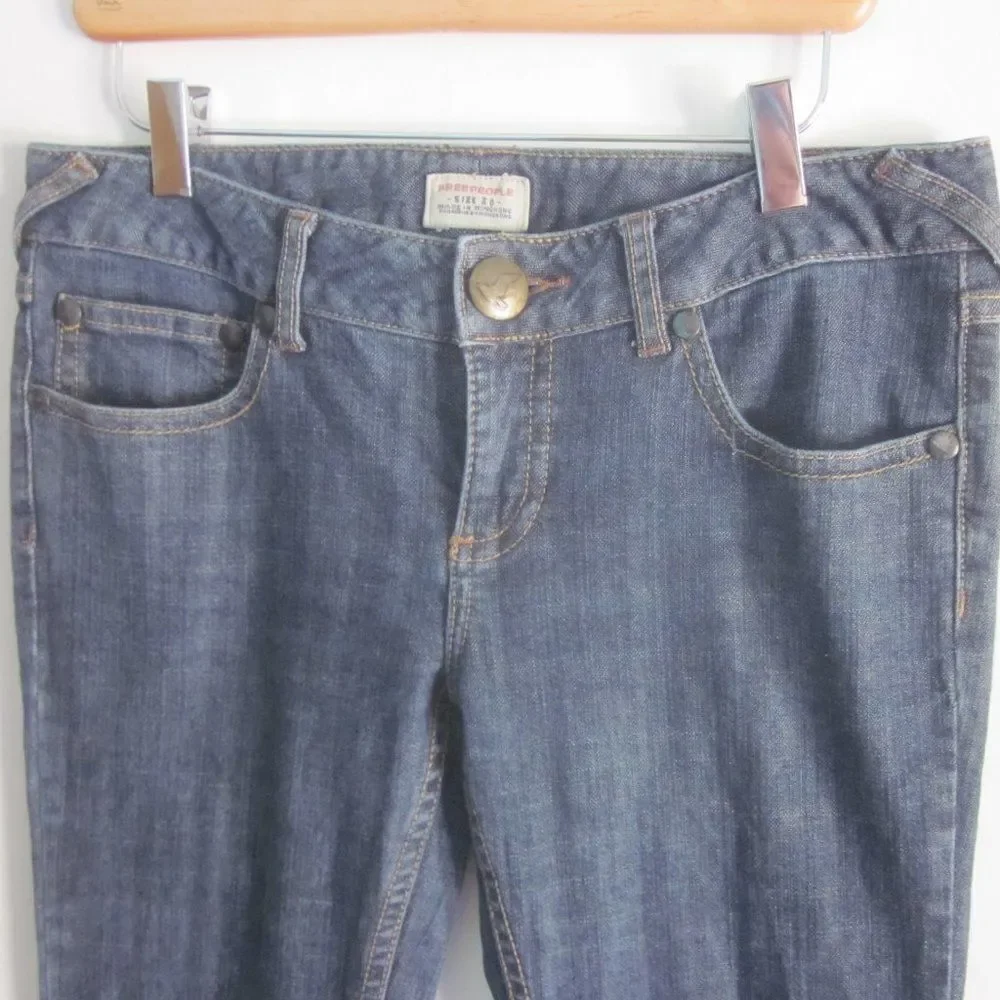 Free People Denim Vintage 90's Low Rise Boot Cut Jeans Womens Size 28